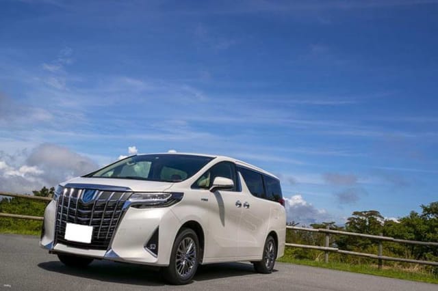 tourist-exclusive-private-transfer-to-hong-kongs-popular-attractions-toyota-alphard-6-seaters-outbound-or-return_1